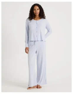 Chloe & Lola Cosy Rib Crew Long Sleeve Top in Soft Blue