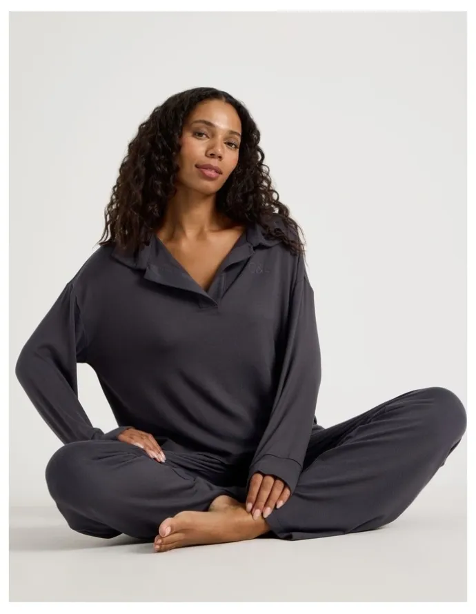 Chloe & Lola Cosy Supersoft Open V Neck Sleep Top in Charcoal