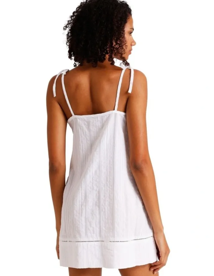 Chloe & Lola Divine Seersucker Tie Chemise in White
