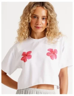 Chloe & Lola Lola Boxy Short Sleeve Tee in Graphic Floral Print