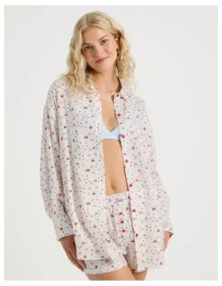 Chloe & Lola Lola Flannelette Boyfriend Shirt in Strawberry Fields Print