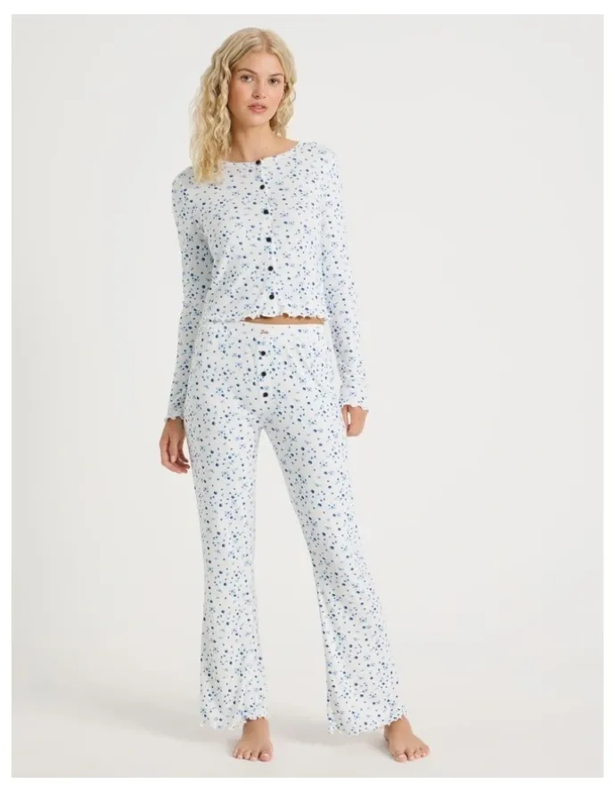 Chloe & Lola Lola Fluted Pointelle Long Sleeve Top in Blueberry Fields Print