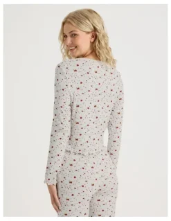 Chloe & Lola Lola Fluted Rib Long Sleeve Top in Strawberry Fields Print
