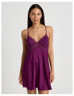 Chloe & Lola Luxe Satin Lace Bodice Chemise in Berry