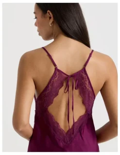 Chloe & Lola Luxe Satin Lace Bodice Cami Short Set in Berry
