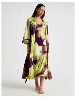 Chloe & Lola Luxe Satin Long Robe in Berry Floral Print