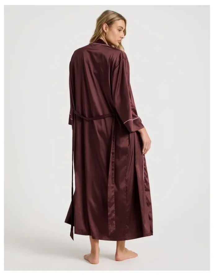 Chloe & Lola Luxe Satin Long Robe in Raisin