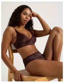 Chloe & Lola Pure Comfort Wirefree Contour in Dark Purple