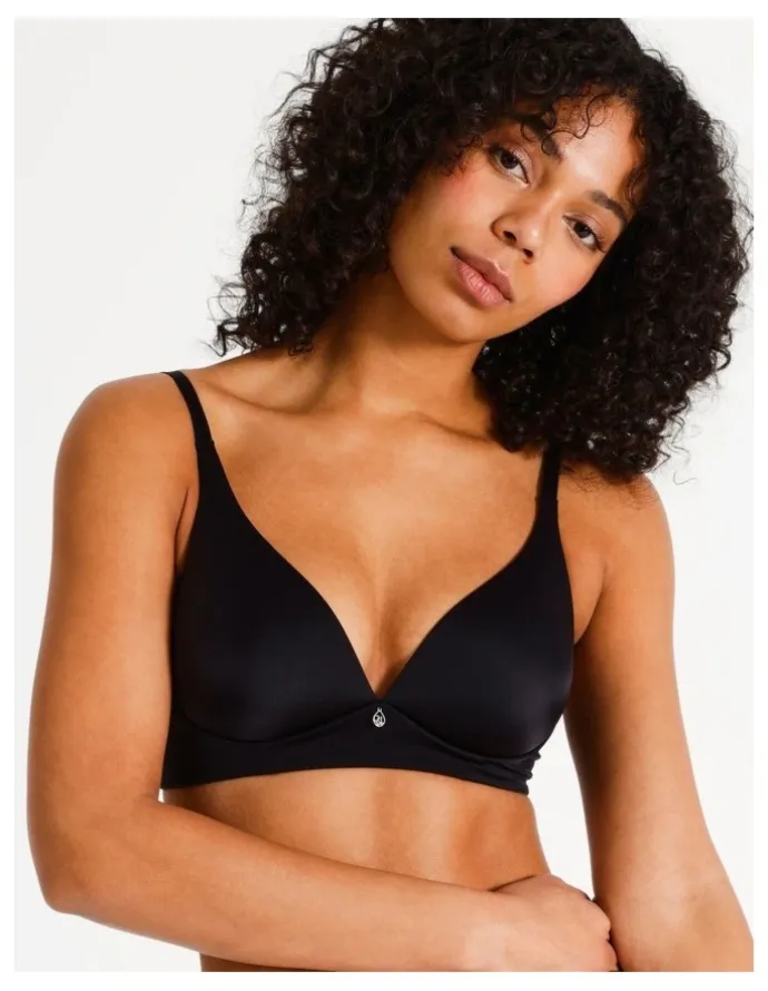 Chloe & Lola Pure Comfort Wirefree Contour Bra in Black