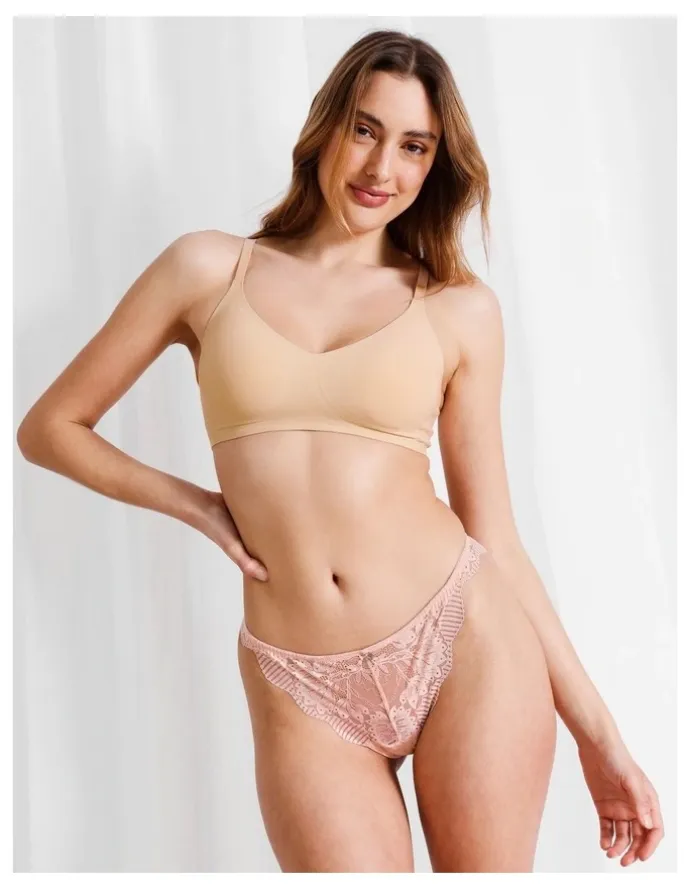 Chloe & Lola Pure Comfort Bonded Wirefree Bra in Beige