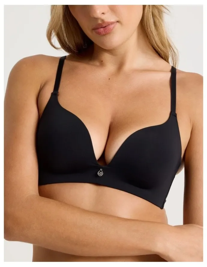 Chloe & Lola Pure Comfort Wirefree Push Up Bra in Black