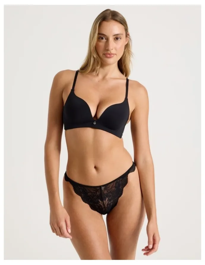 Chloe & Lola Pure Comfort Wirefree Push Up Bra in Black
