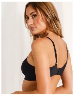 Chloe & Lola Pure Comfort Bonded Wirefree Bra in Black