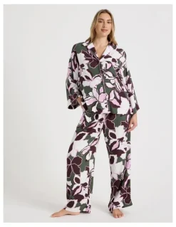 Chloe & Lola Serene Viscose Twill 3/4 Sleeve Long Pant PJ Set in Outline Floral Print