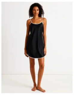 Chloe & Lola Signature Satin Binding Chemise in Black
