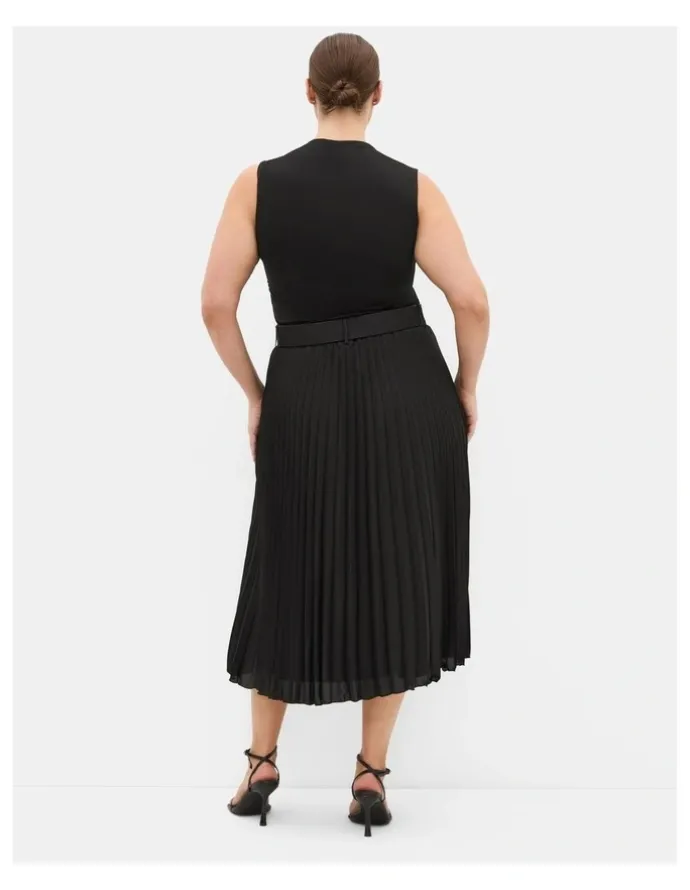 City Chic Petra Pleat Midi Skirt in Black