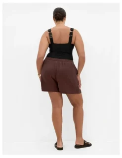 City Chic Plus Size Elly Short in chocolate