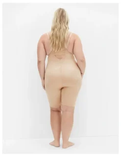 City Chic Plus Size Smooth Plunge Bodyshaper in Latte