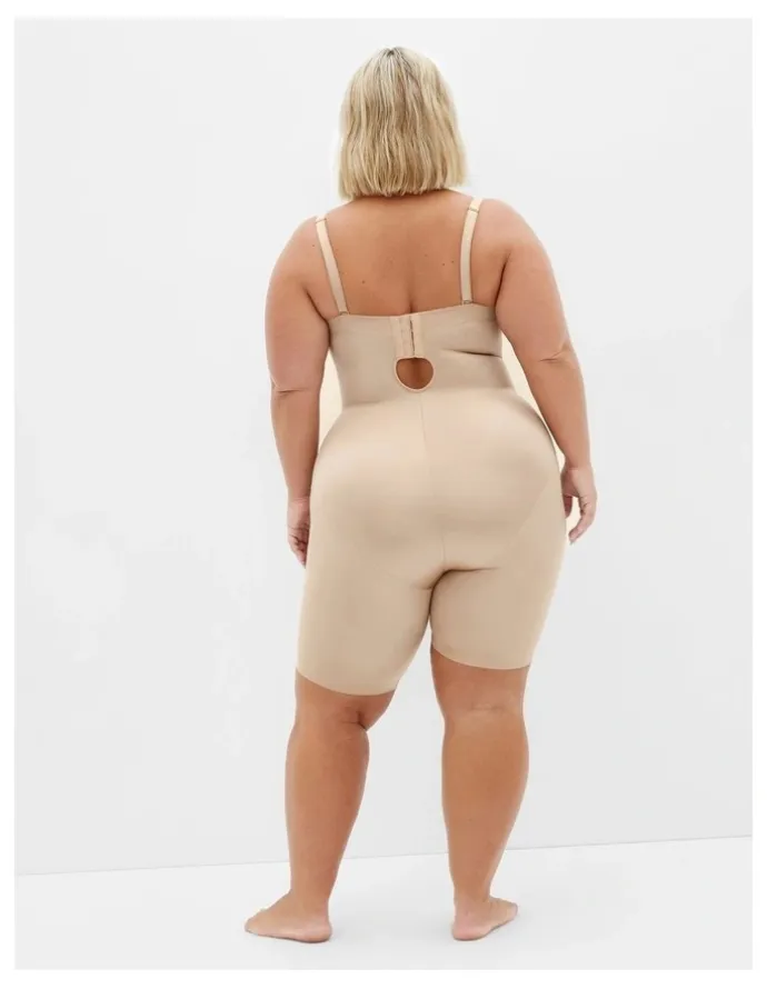 City Chic Plus Size Smooth & Chic Bodyshaper in Latte