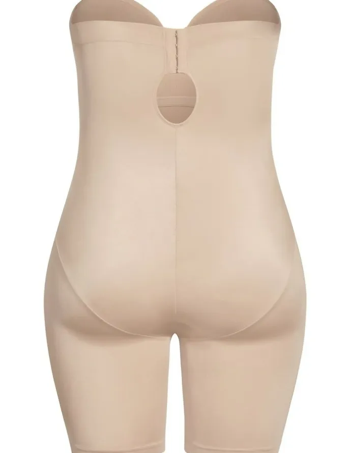 City Chic Plus Size Smooth & Chic Bodyshaper in Latte