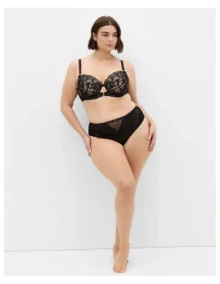 City Chic Plus Size Tabria Shorty in black