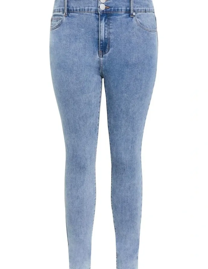 City Chic Asha Fit Ultra Skinny Leg Short Jean in Light Wash