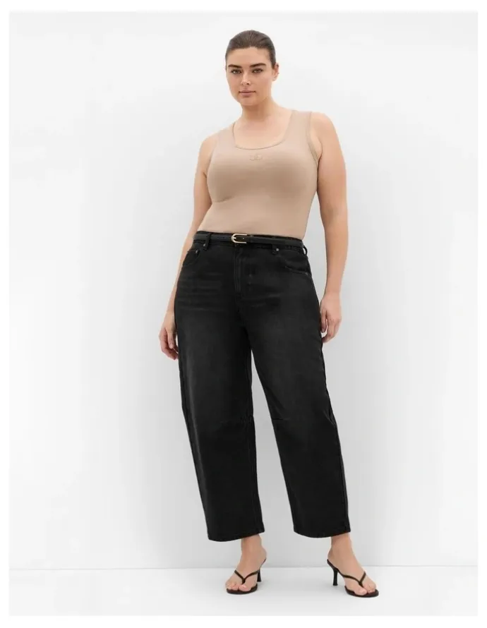 City Chic Harley Fit Bridget Barrel Leg Ankle Grazer Jeans in Black Wash