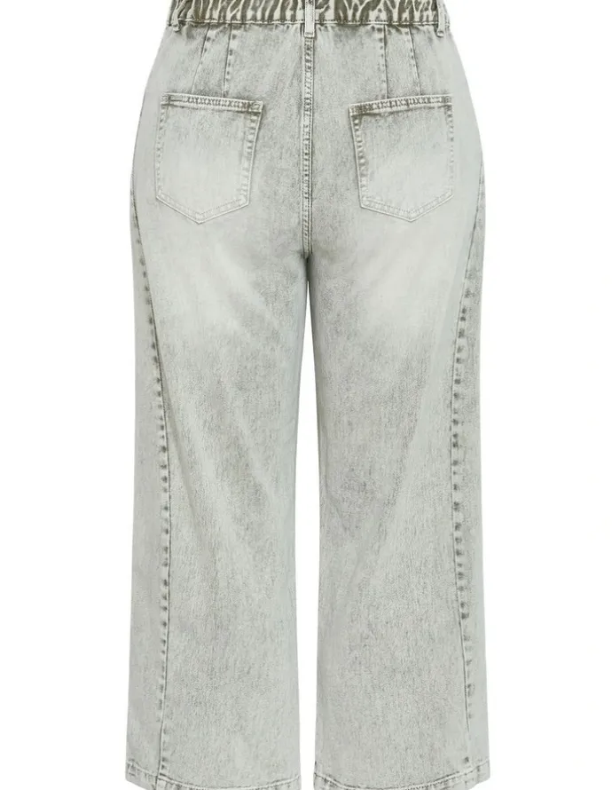City Chic Harley Fit Tess Barrel Leg Ankle Grazer Jean in Sage Acid Wash