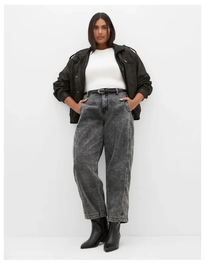 City Chic Harley Fit Tess Barrel Leg Ankle Grazer Jean in Grey Acid Wash