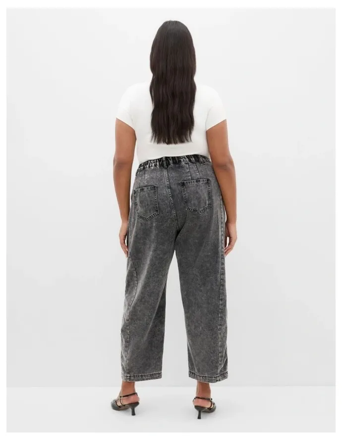 City Chic Harley Fit Tess Barrel Leg Ankle Grazer Jean in Grey Acid Wash