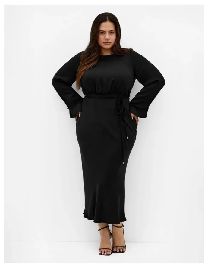 City Chic Tara Long Sleeve Maxi Dress in Black