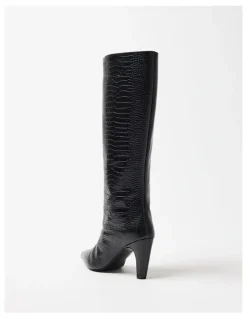 Commonry Ella Leather Boot in Black
