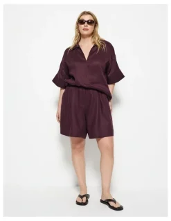 Commonry Lucie Short in Plum