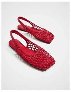 Commonry Remi Woven Flat in Rouge