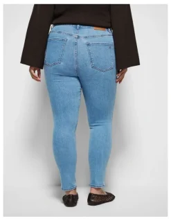 Commonry Skinny Leg Jean in Light Blue Wash