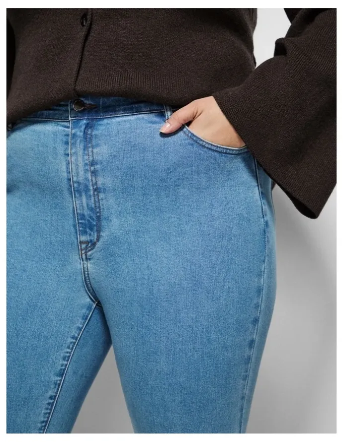 Commonry Skinny Leg Jean in Light Blue Wash