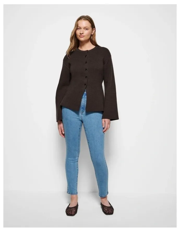 Commonry Skinny Leg Jean in Light Blue Wash
