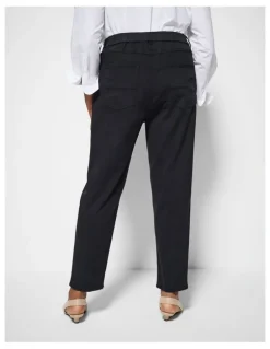 Commonry The Soft Stretch Casual Pant in Black