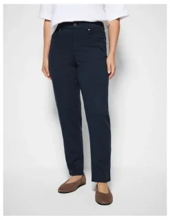Commonry The Soft Stretch Casual Pant in Black