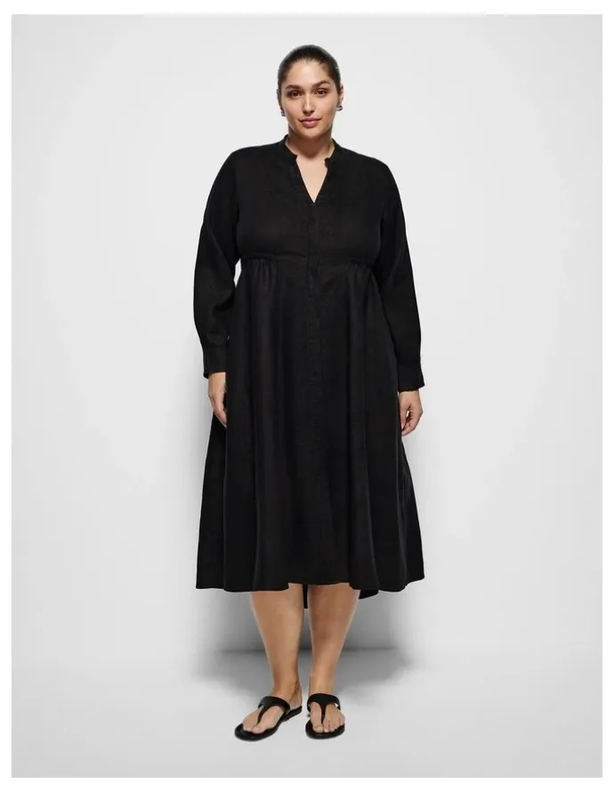 Commonry Auralia Dress in Black