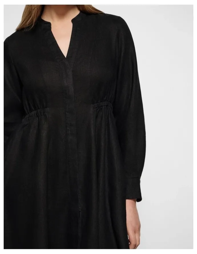 Commonry Auralia Dress in Black