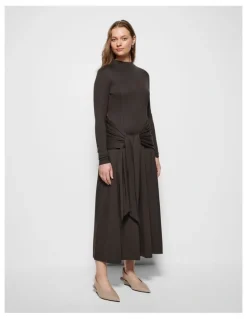 Commonry Michala Dress in Bitter Chocolate