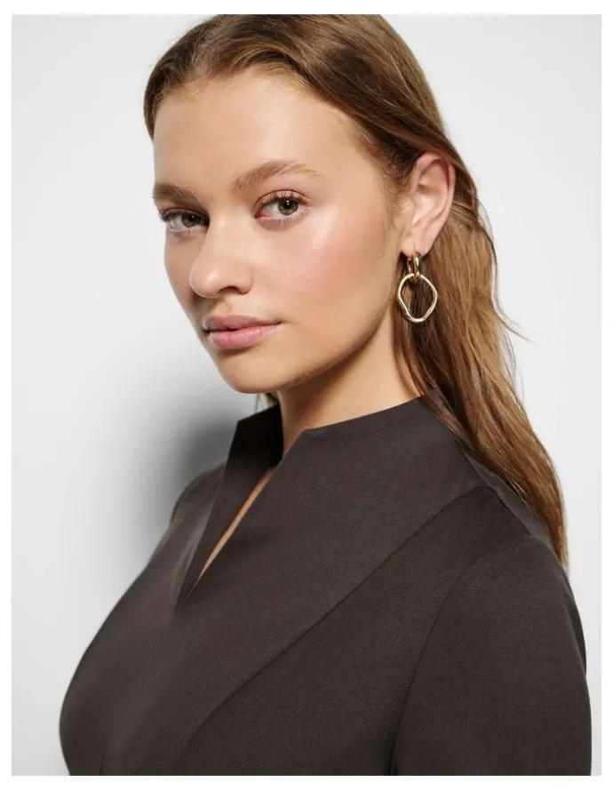 Commonry Michala Top in Bitter Chocolate