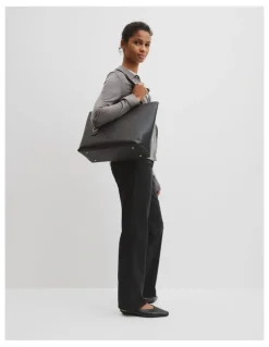 Country Road Country Road Buckle Tote Bag in Black