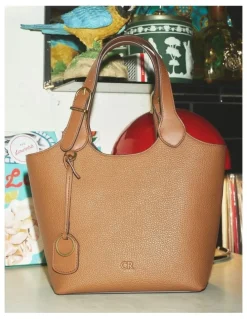Country Road Country Road Buckle Crossbody Bag in Tan