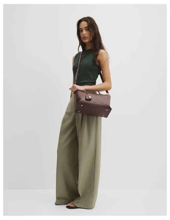 Country Road Cr Lock Crossbody Bag in Mocha