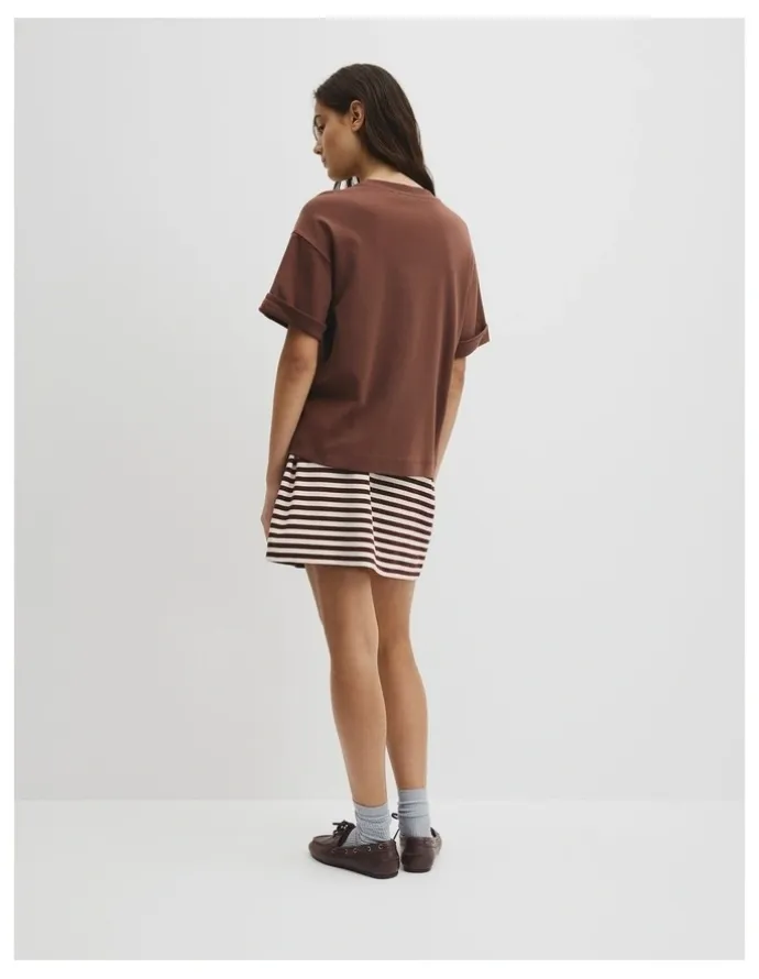 Country Road Cuff Sleeve T-shirt in Ember