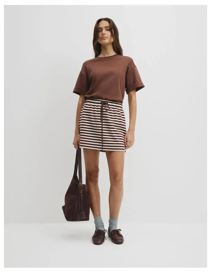 Country Road Cuff Sleeve T-shirt in Ember