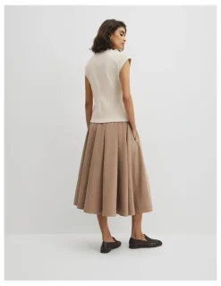Country Road Extend Shoulder Top in Almond