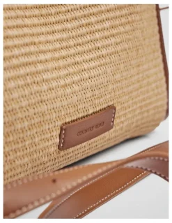 Country Road Middle Zip Crossbody Bag in Natural